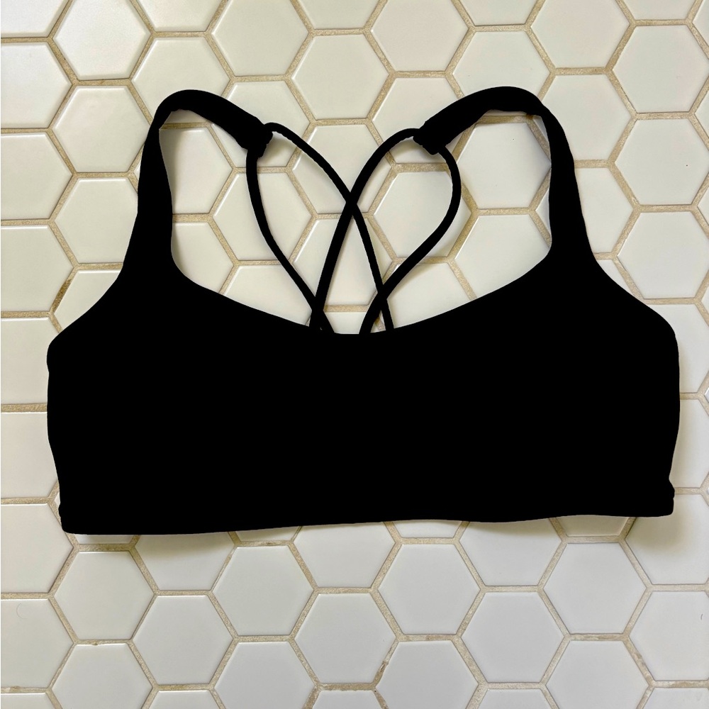 Lululemon sports bra, like new Sz 8